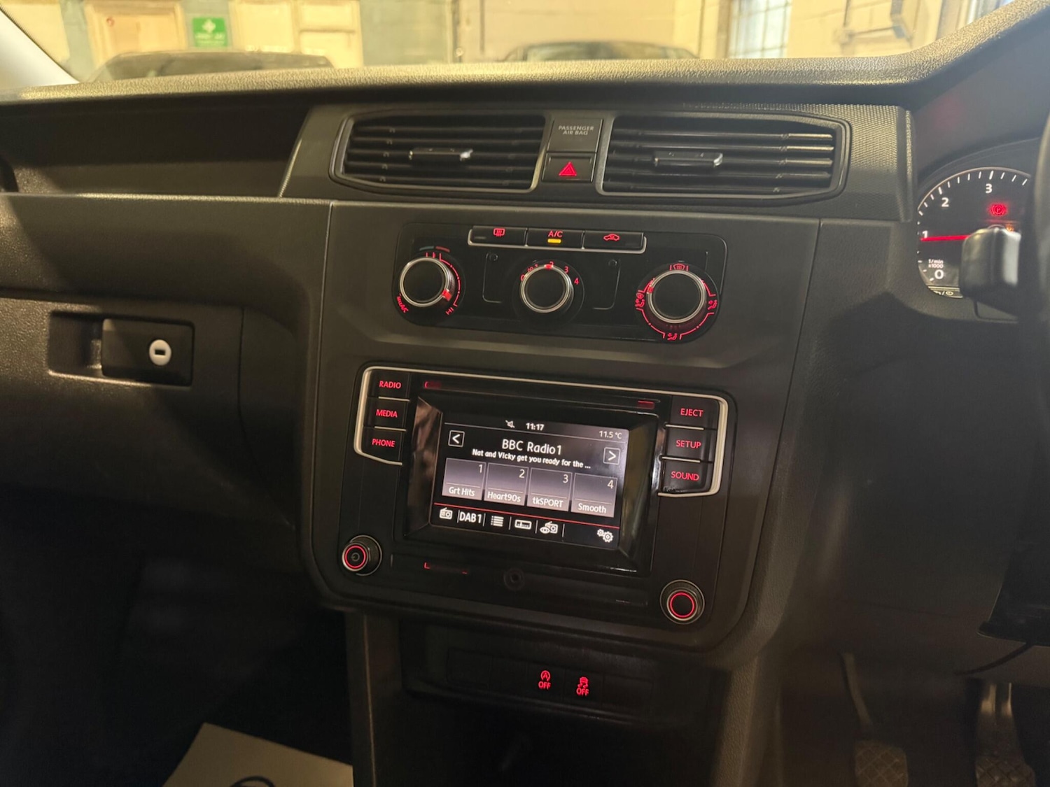 Used Volkswagen Caddy for sale - 77305400: Photo 21