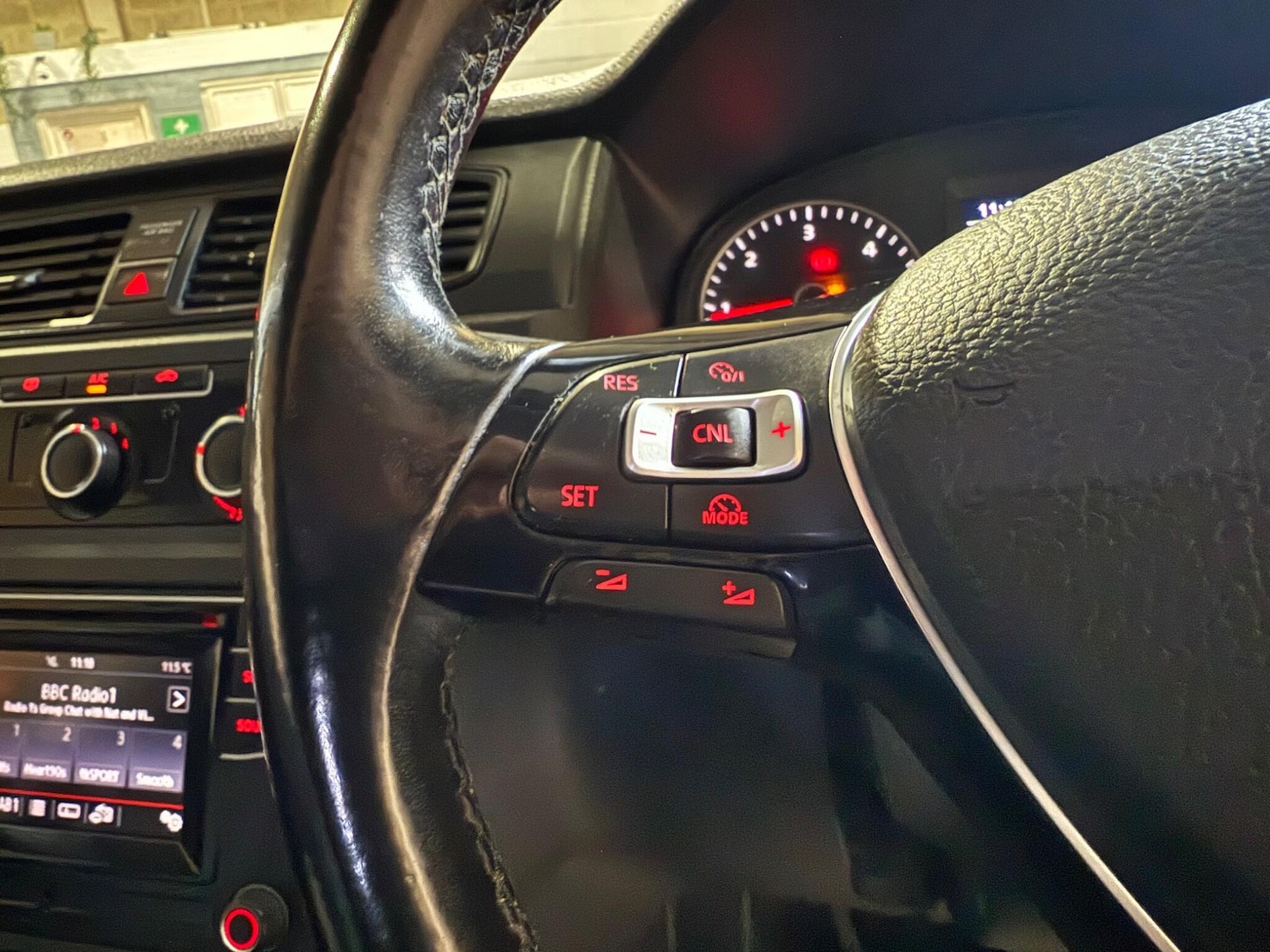 Used Volkswagen Caddy for sale - 77305400: Photo 25