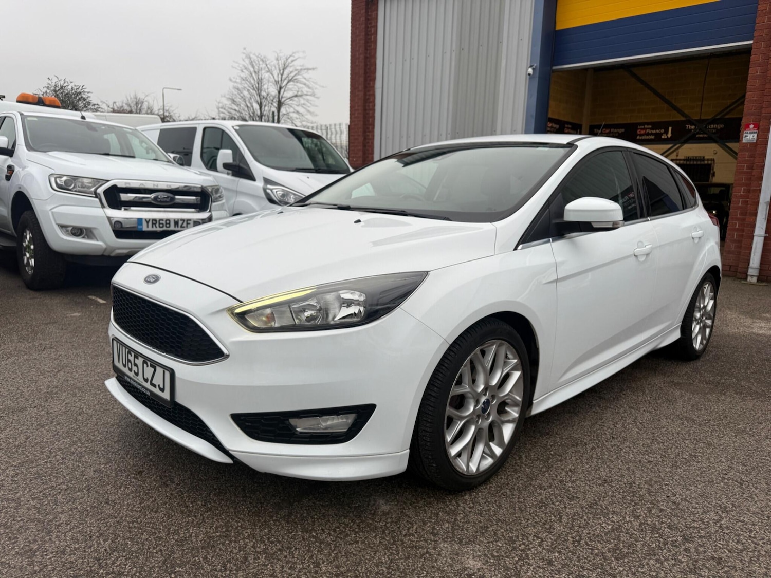 Used Ford Focus 2015 for sale - 77040699: Photo 7