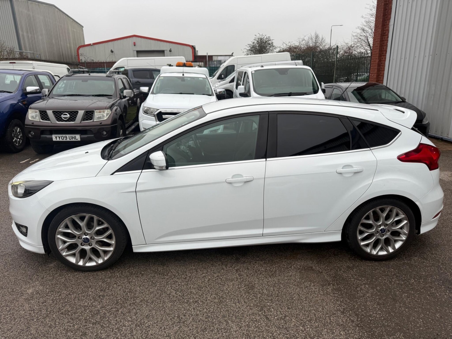 Used Ford Focus 2015 for sale - 77040699: Photo 8