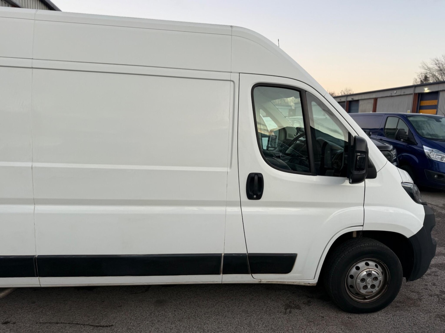 Used Peugeot Boxer 2019 for sale - 76801215: Photo 2