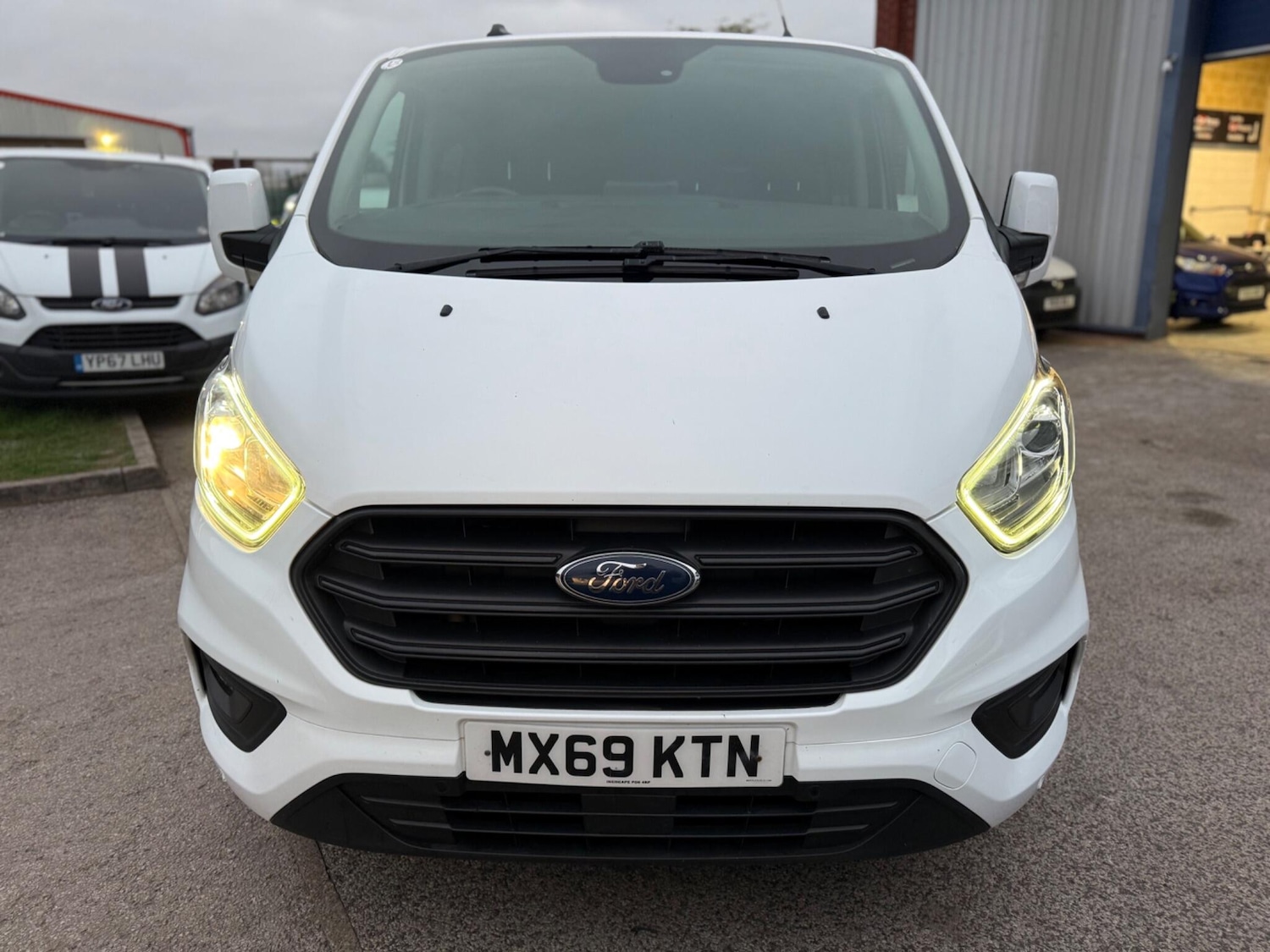 Used Ford Transit Custom 2019 for sale - 76990422: Photo 11