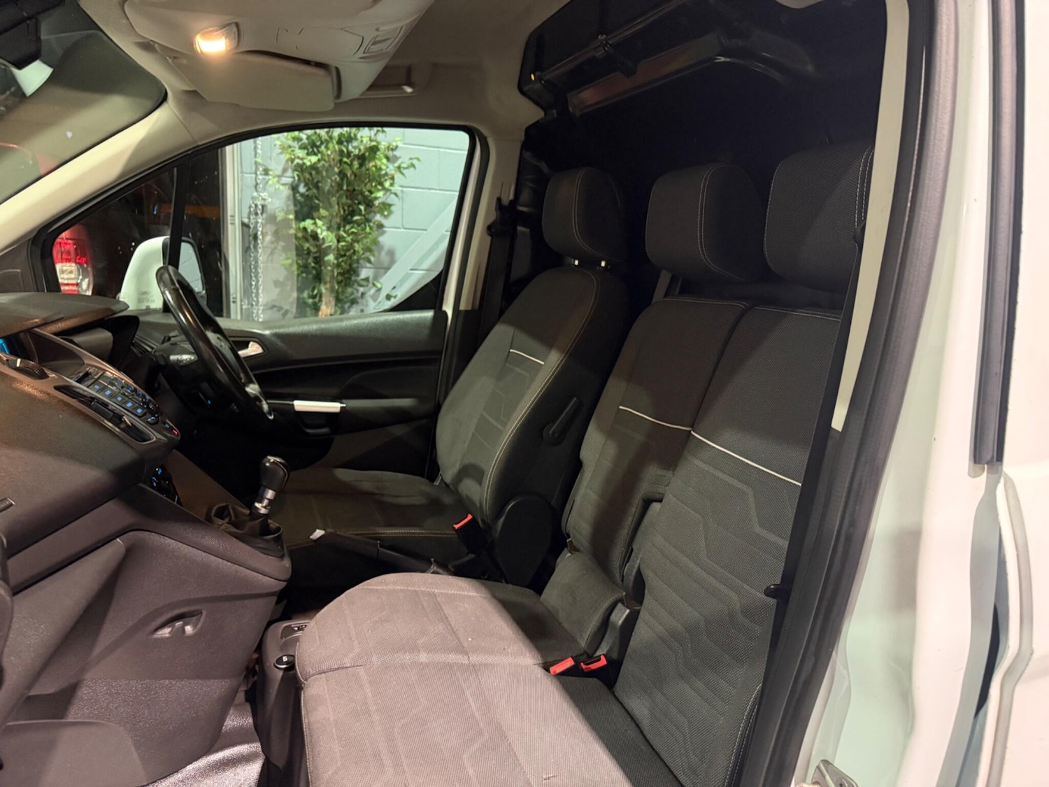 Used Ford Transit Connect 2017 for sale - 77454944: Photo 11