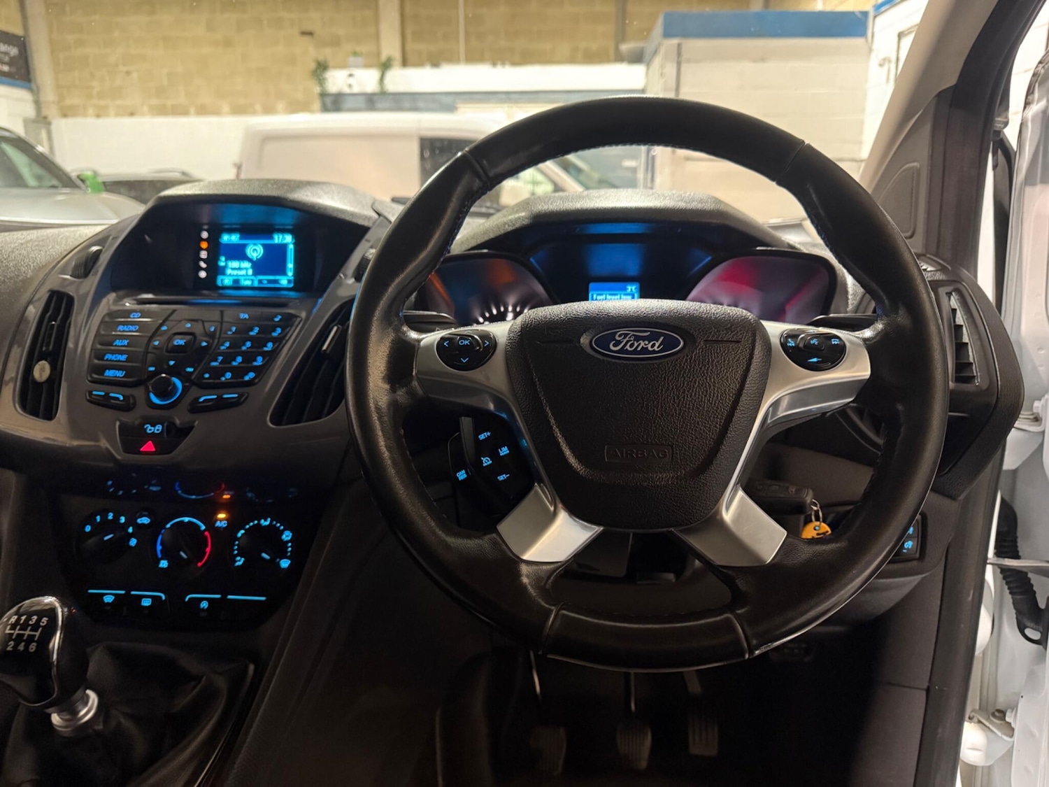 Used Ford Transit Connect 2017 for sale - 77454944: Photo 14