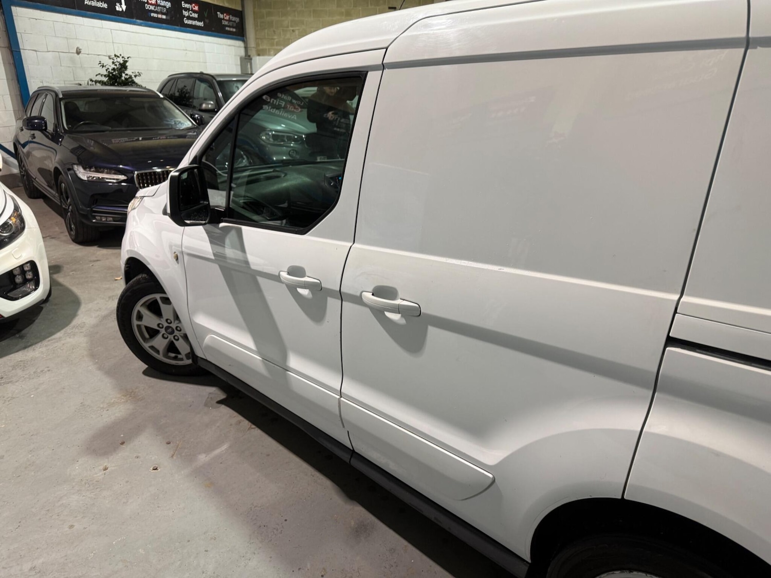 Used Ford Transit Connect 2017 for sale - 77454944: Photo 2