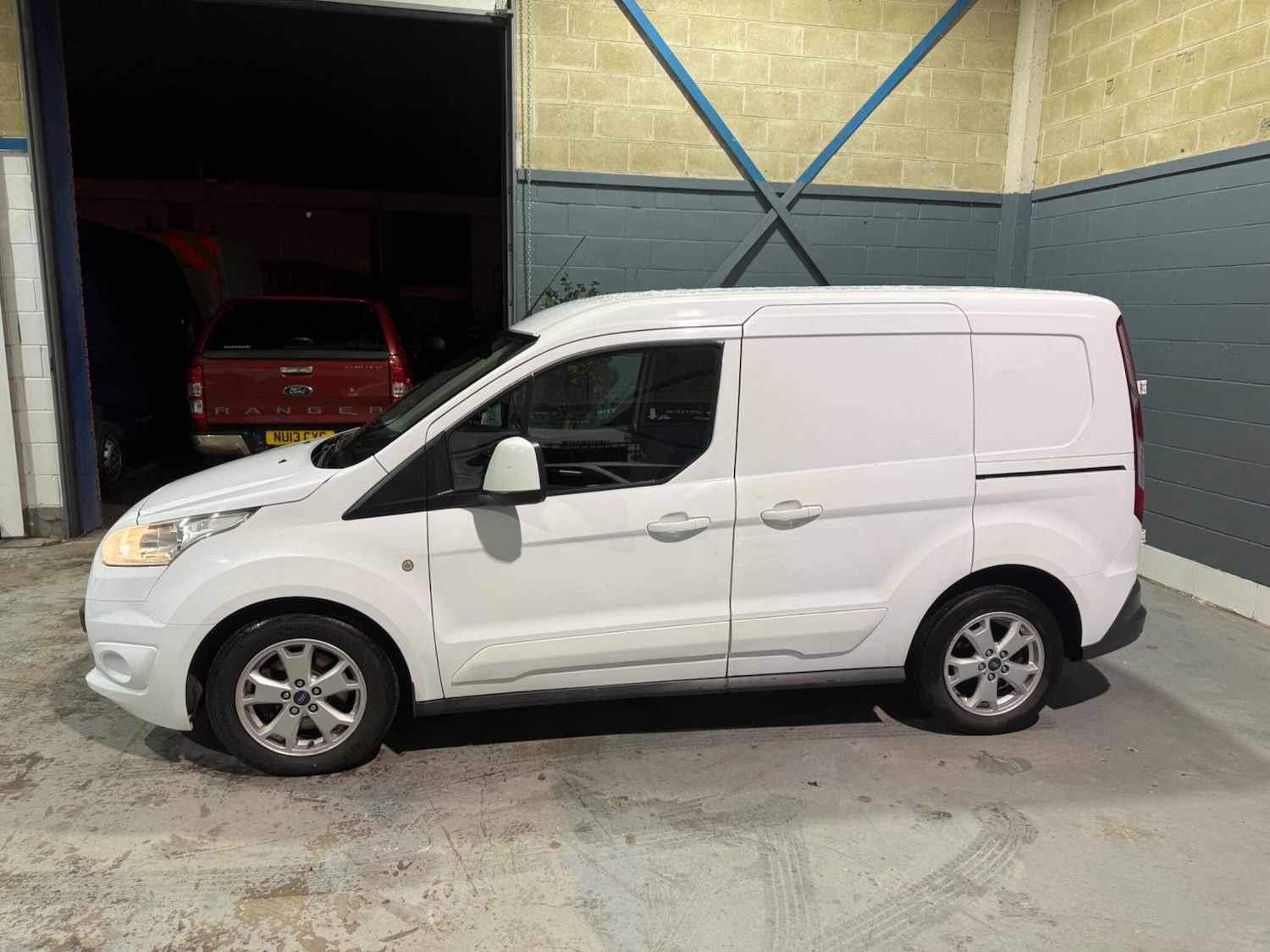 Used Ford Transit Connect 2017 for sale - 77454944: Photo 4