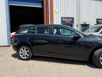 Used Volvo V60 2015 for sale - 75103642: Photo