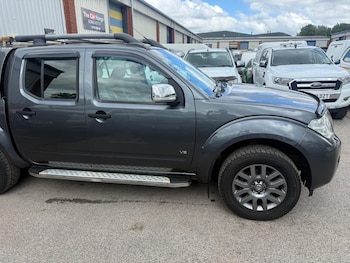 Used Nissan Navara 2013 for sale - 78834112: Photo