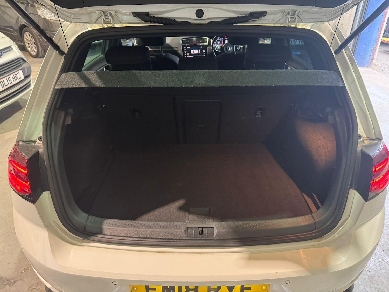 Used Volkswagen Golf 2018 for sale - 77794176: Photo 19