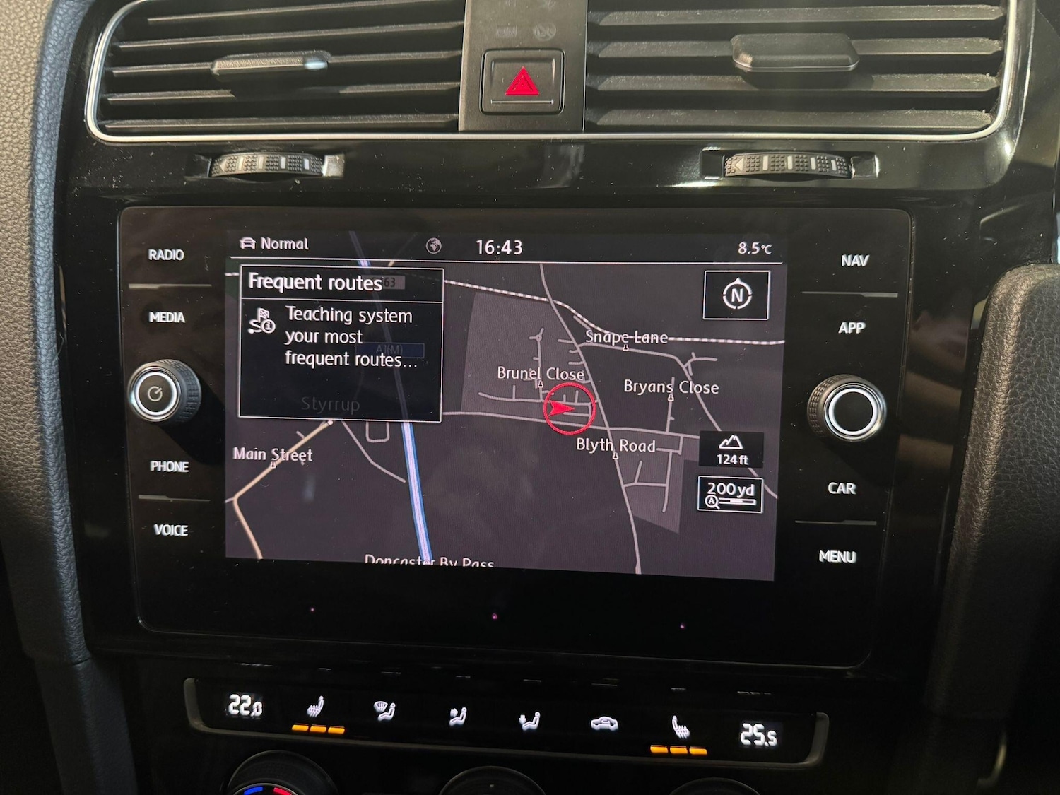 Used Volkswagen Golf 2018 for sale - 77794176: Photo 23