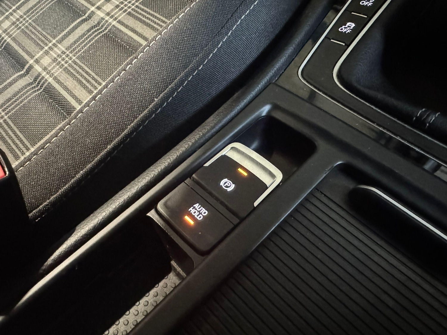 Used Volkswagen Golf 2018 for sale - 77794176: Photo 26