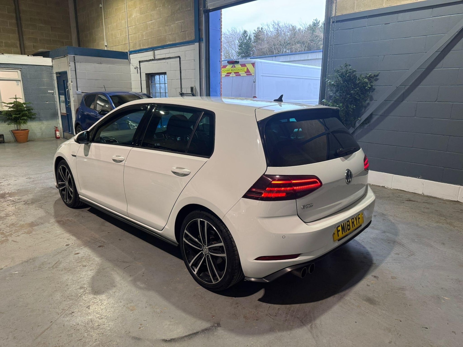 Used Volkswagen Golf 2018 for sale - 77794176: Photo 7