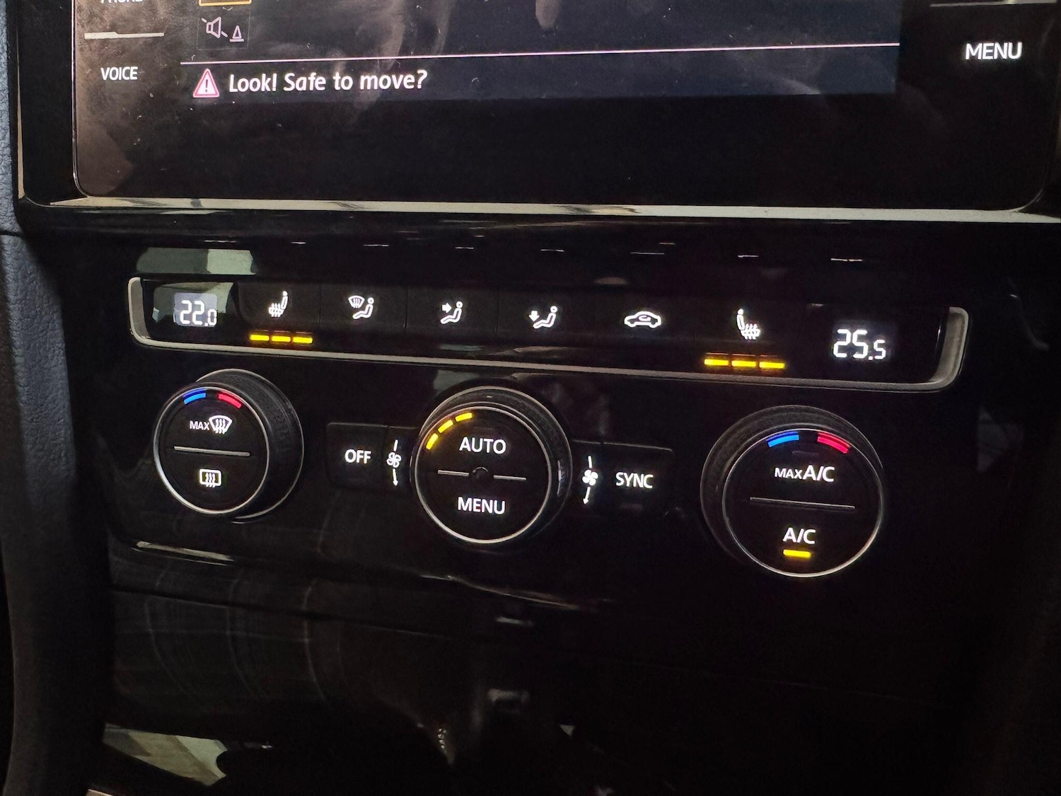 Used Volkswagen Golf 2018 for sale - 77794176: Photo 9