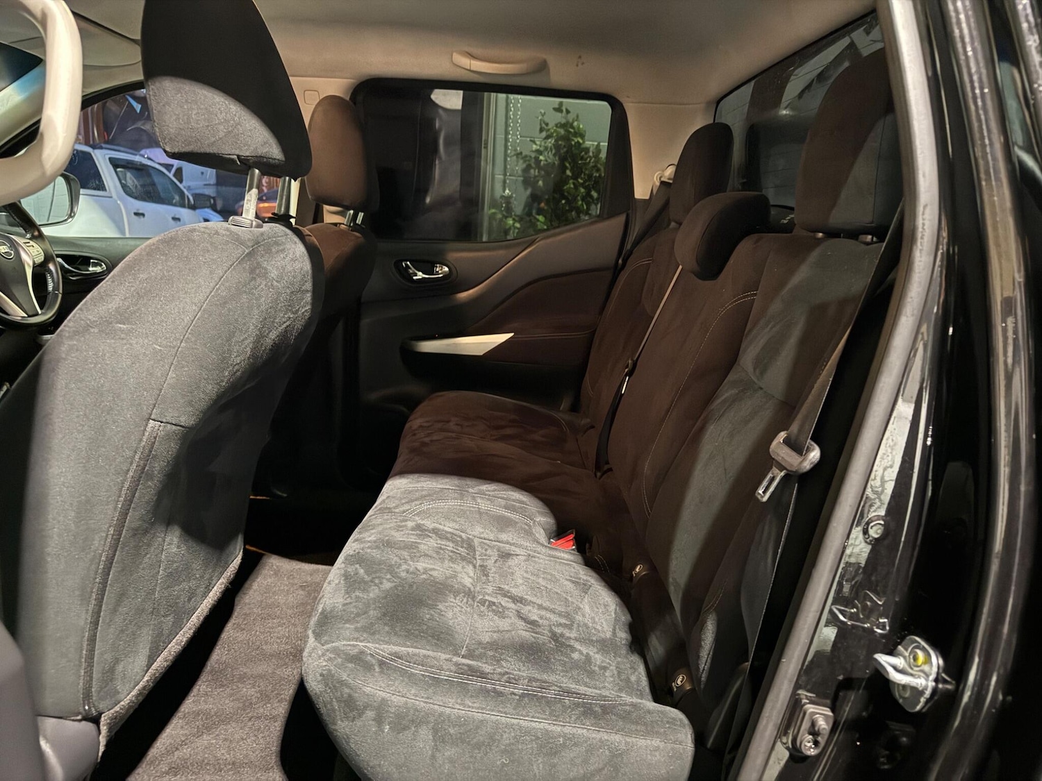 Used Nissan Navara 2017 for sale - 77395808: Photo 21