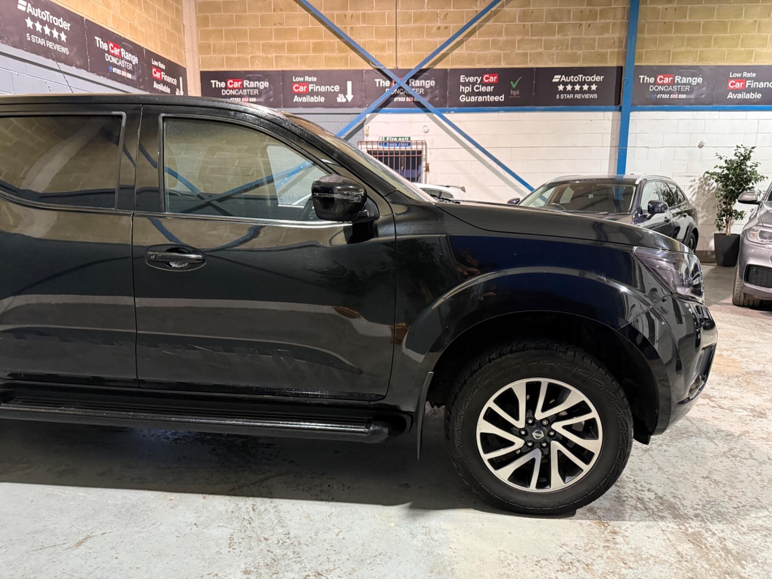 Used Nissan Navara 2017 for sale - 77395808: Photo 5