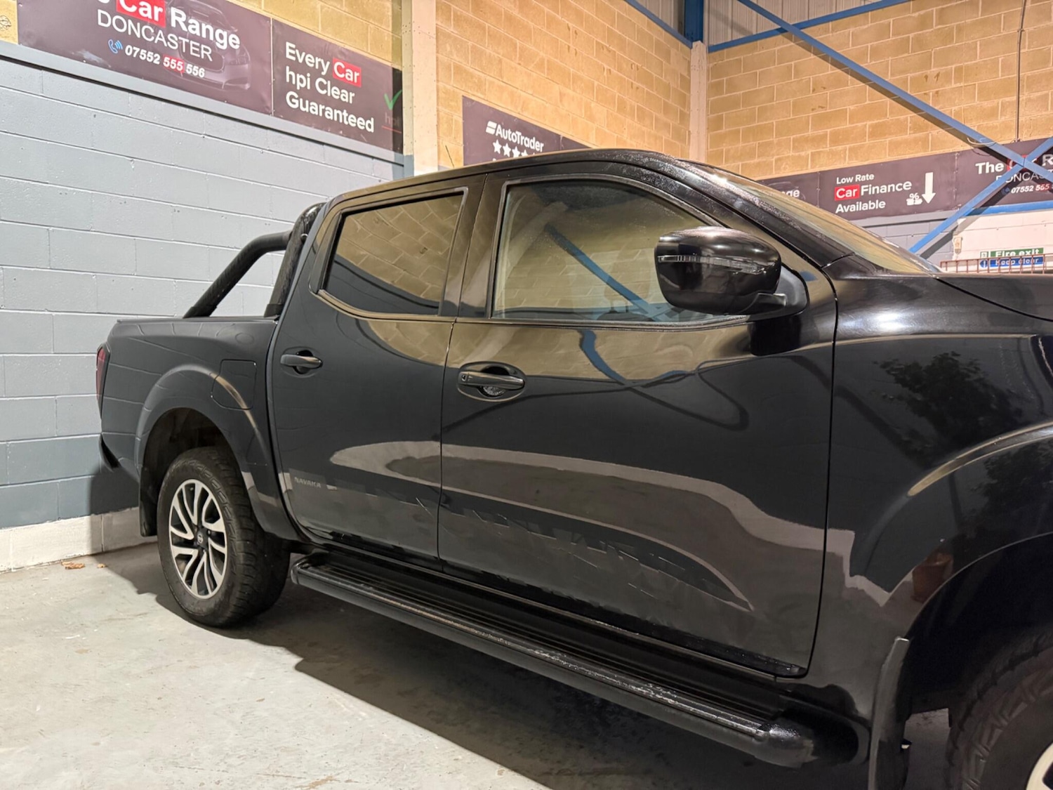 Used Nissan Navara 2017 for sale - 77395808: Photo 9