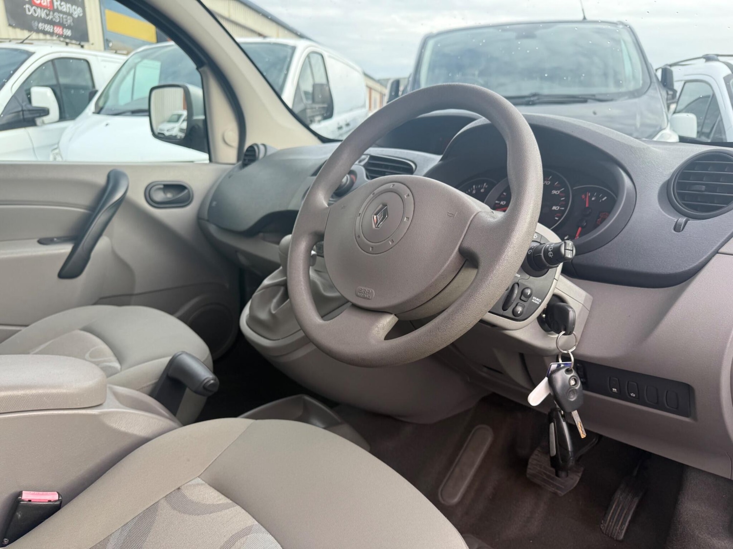 Used Renault Kangoo 2011 for sale - 76994272: Photo 19