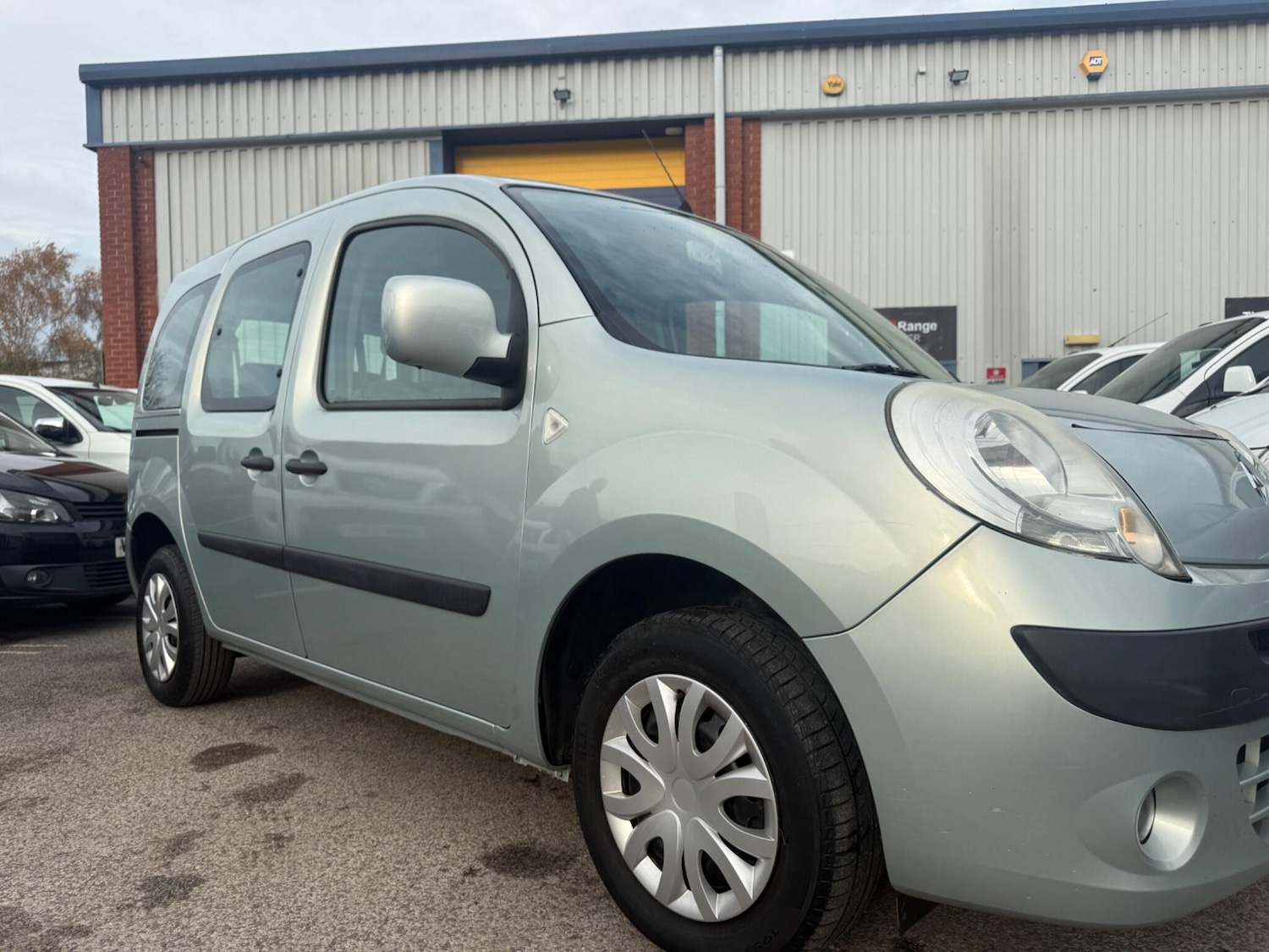 Used Renault Kangoo 2011 for sale - 76994272: Photo 24