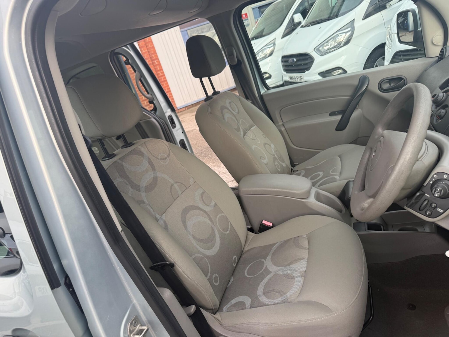 Used Renault Kangoo 2011 for sale - 76994272: Photo 25