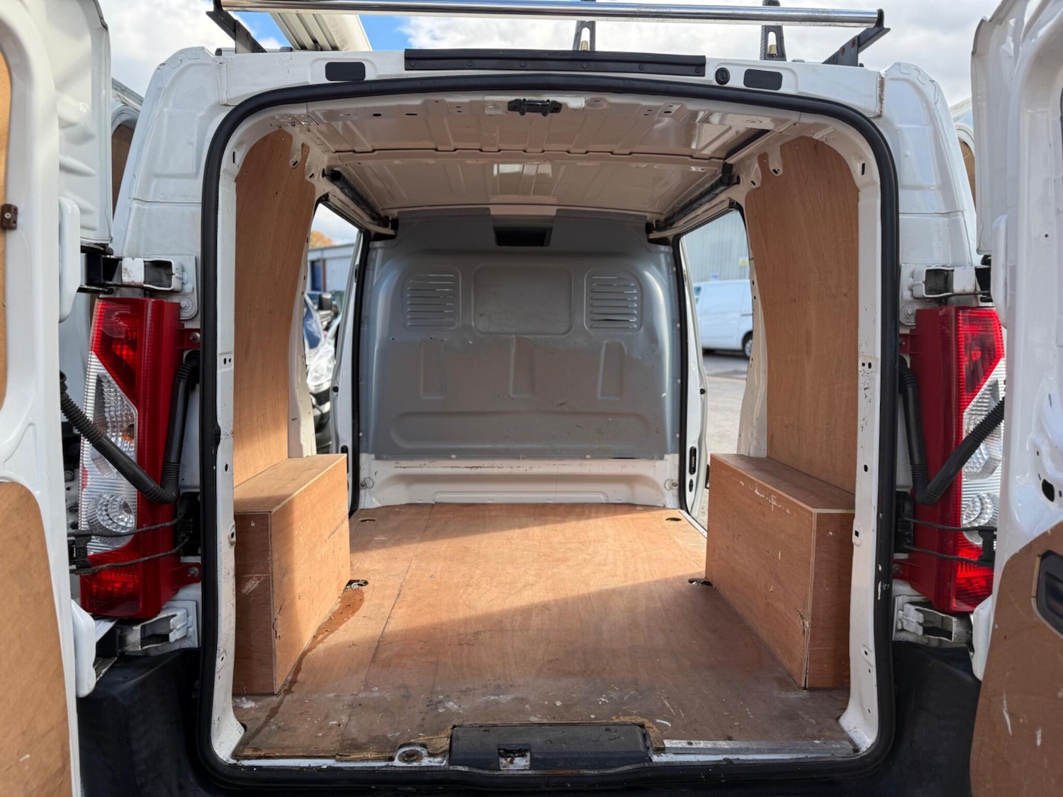 Used Peugeot Expert 2016 for sale - 76688831: Photo 19