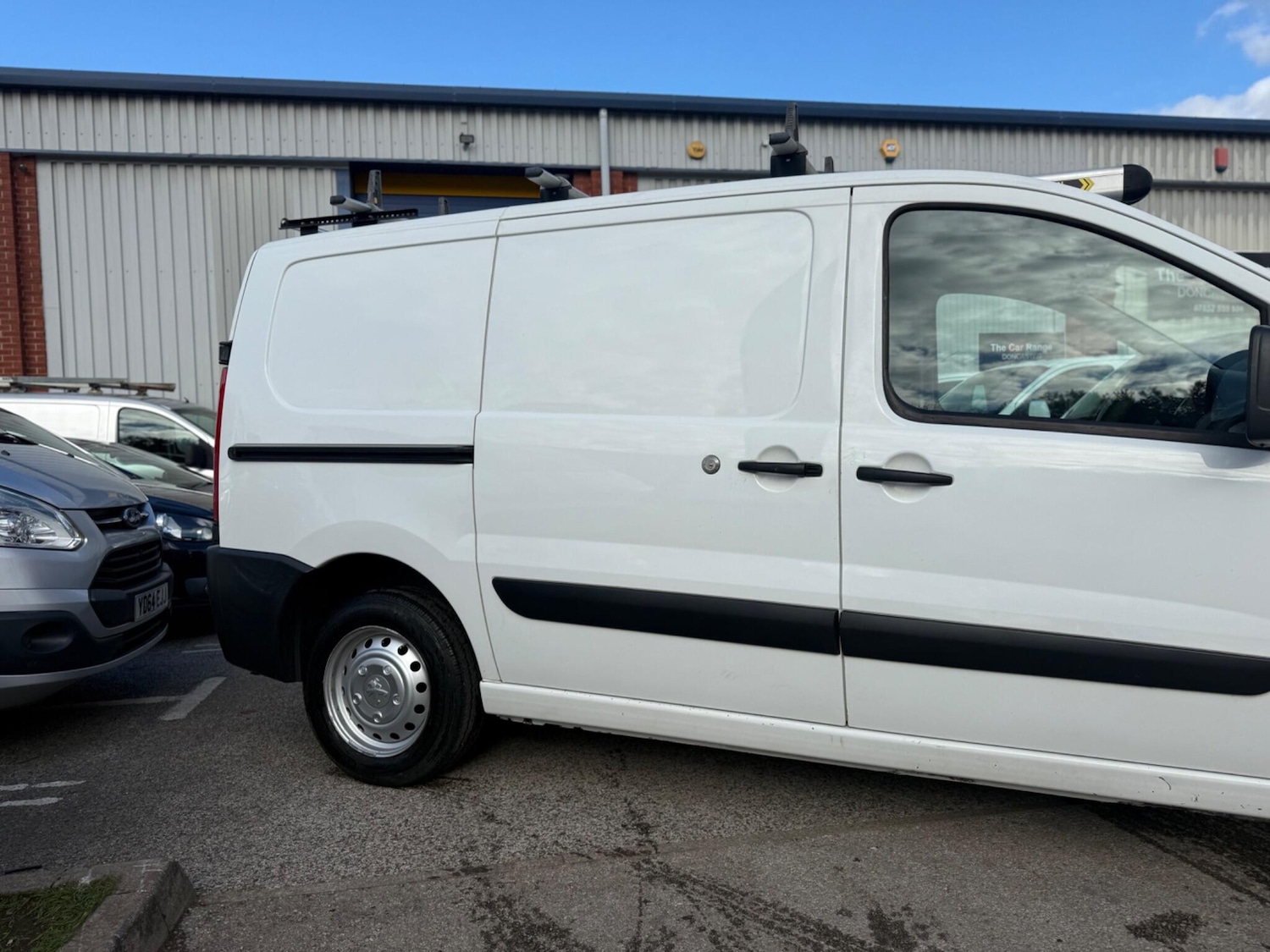 Used Peugeot Expert 2016 for sale - 76688831: Photo 2