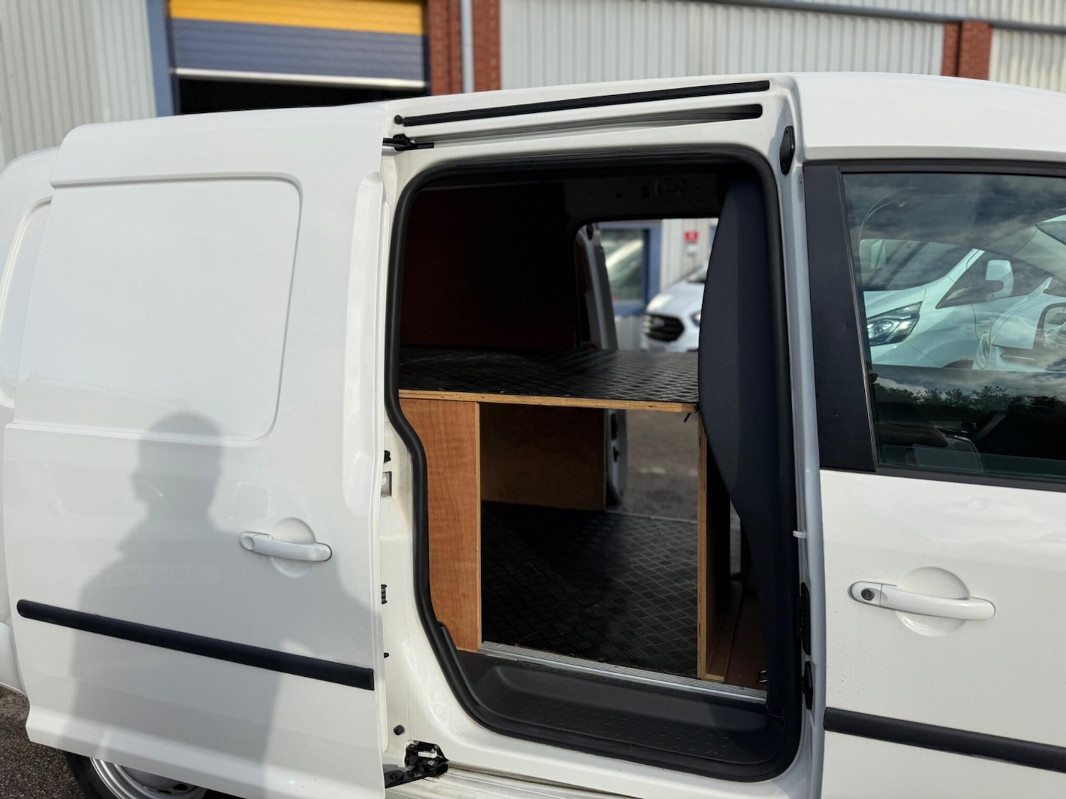 Used Volkswagen Caddy Maxi 2015 for sale - 76521503: Photo 18