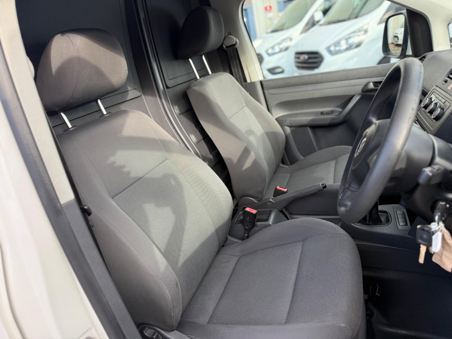 Used Volkswagen Caddy Maxi 2015 for sale - 76521503: Photo 22