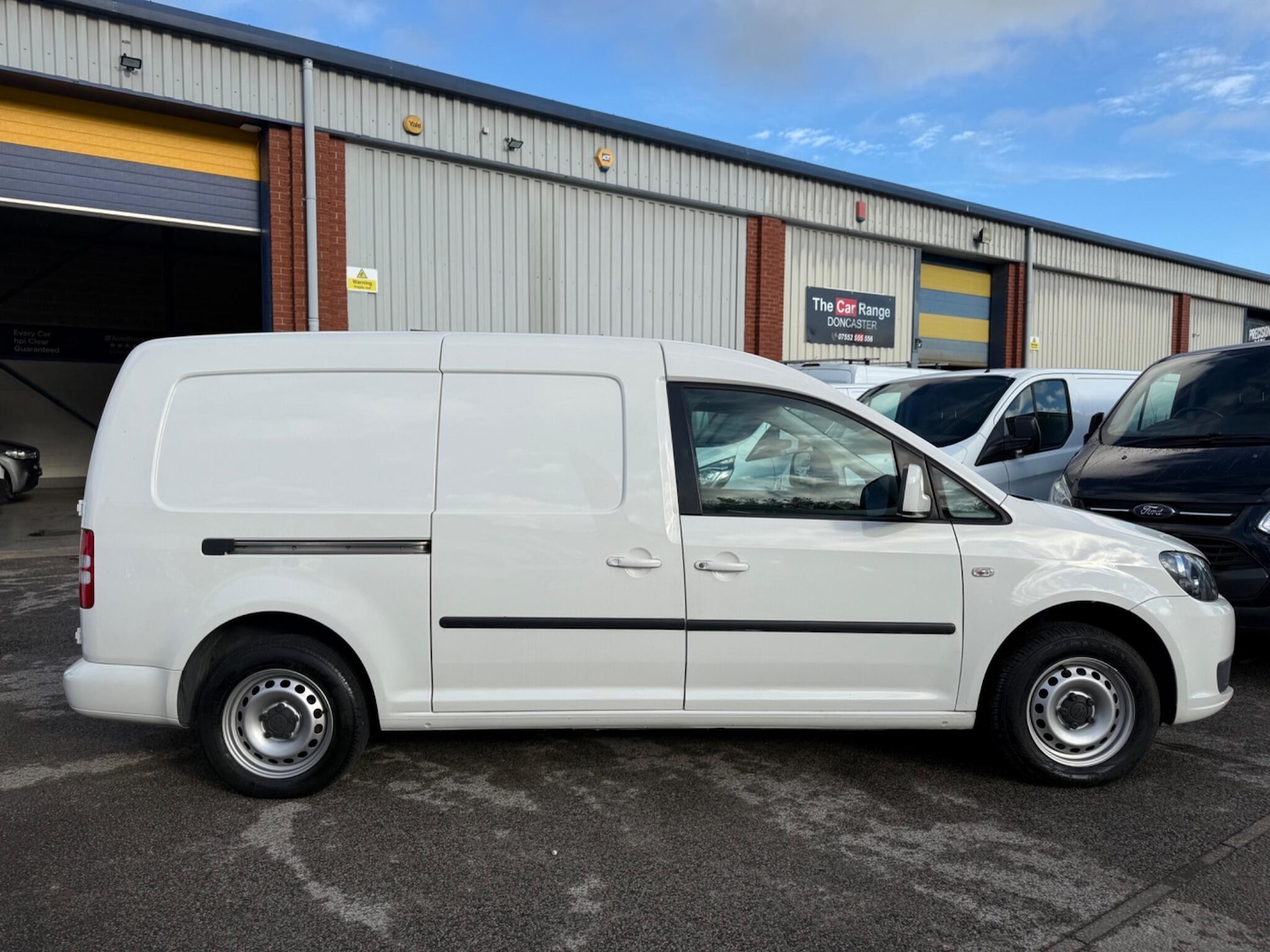 Used Volkswagen Caddy Maxi 2015 for sale - 76521503: Photo 5