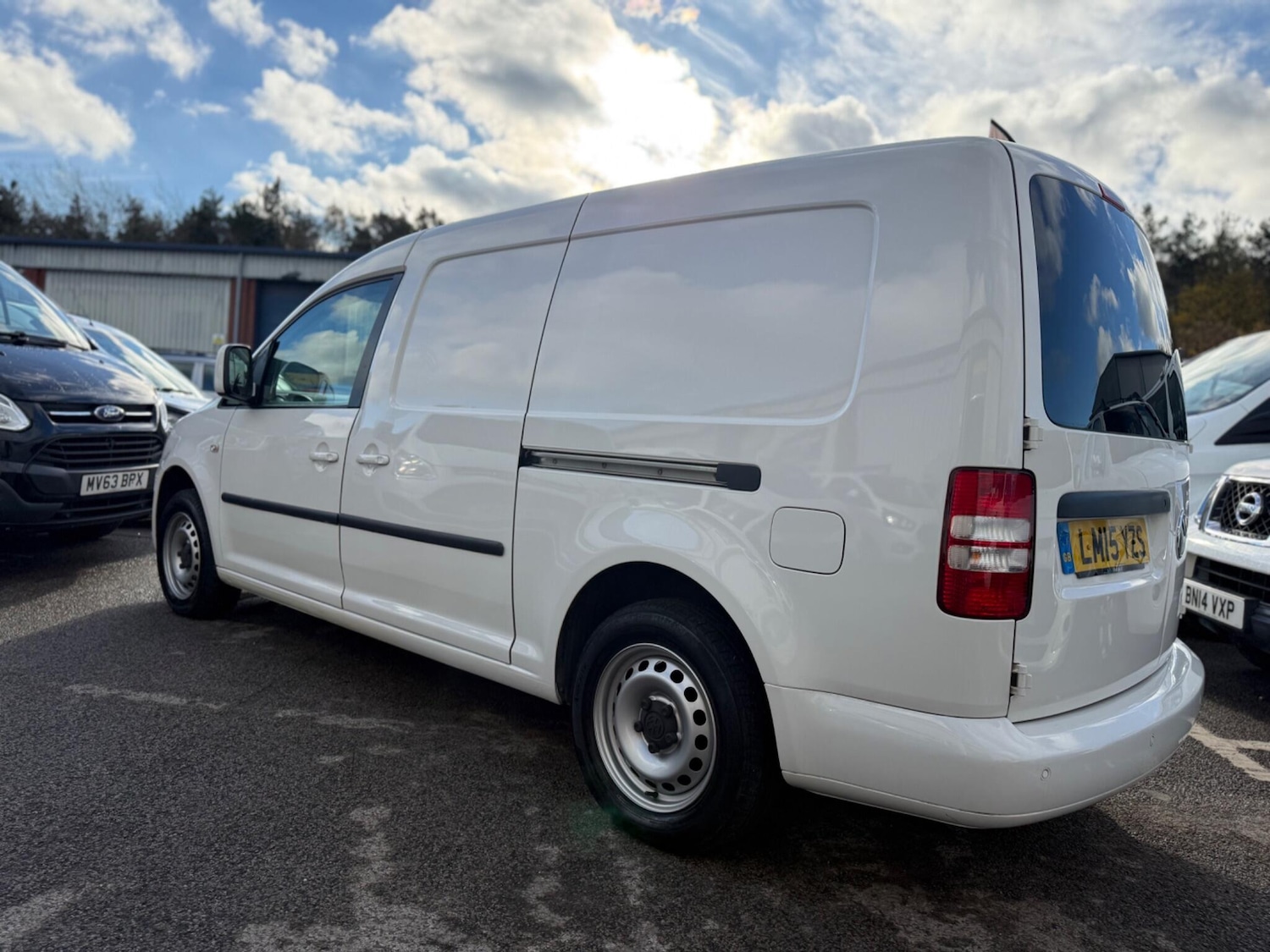 Used Volkswagen Caddy Maxi 2015 for sale - 76521503: Photo 6