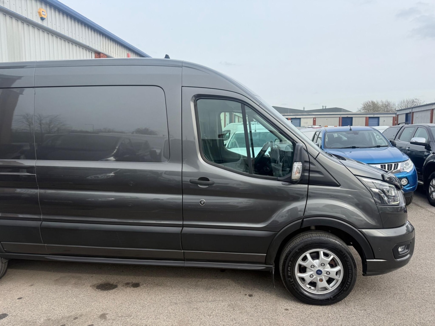 Used Ford Transit 2020 for sale - 77993515: Photo 3
