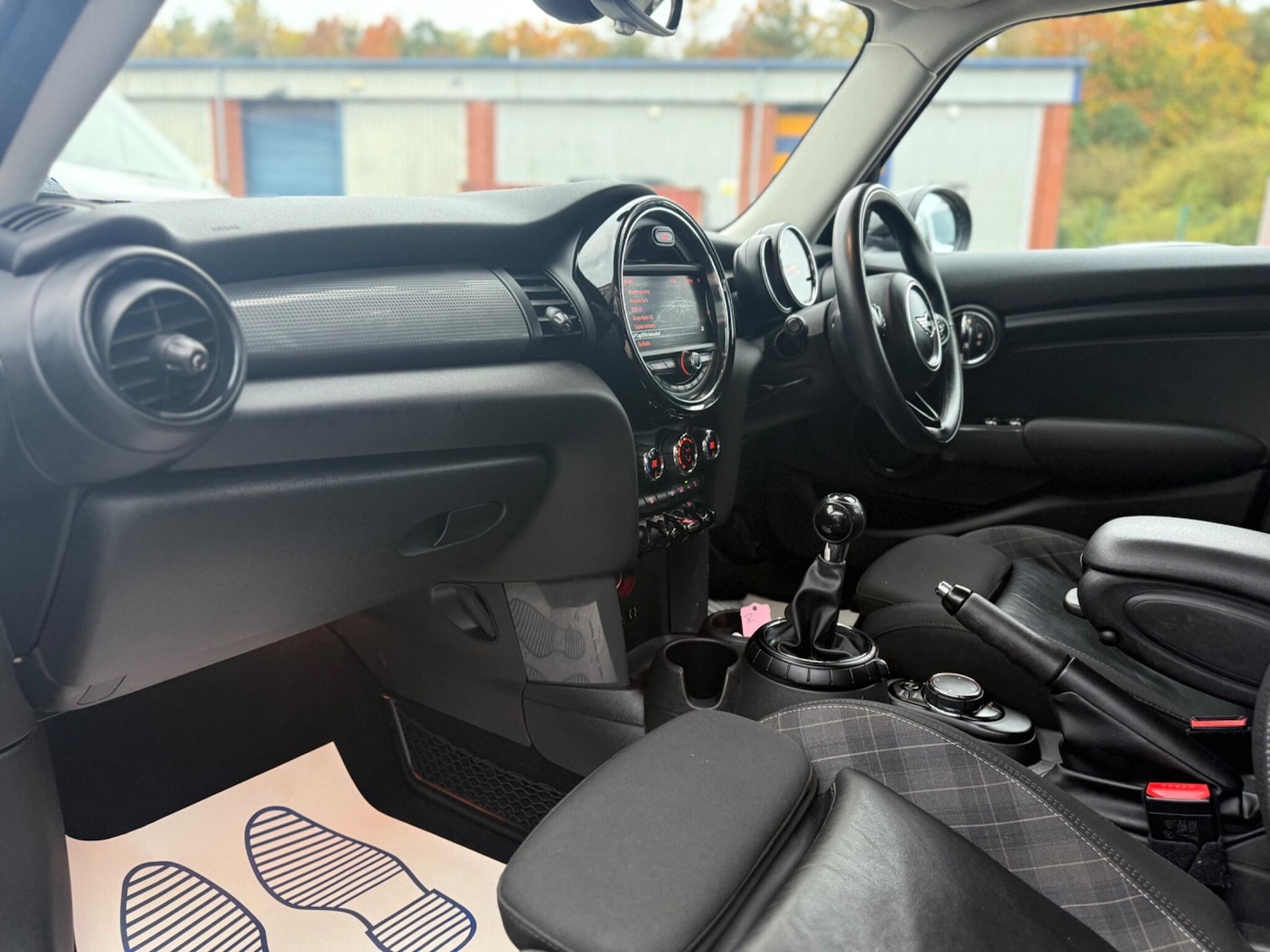 Used MINI Hatch 2015 for sale - 76992686: Photo 10