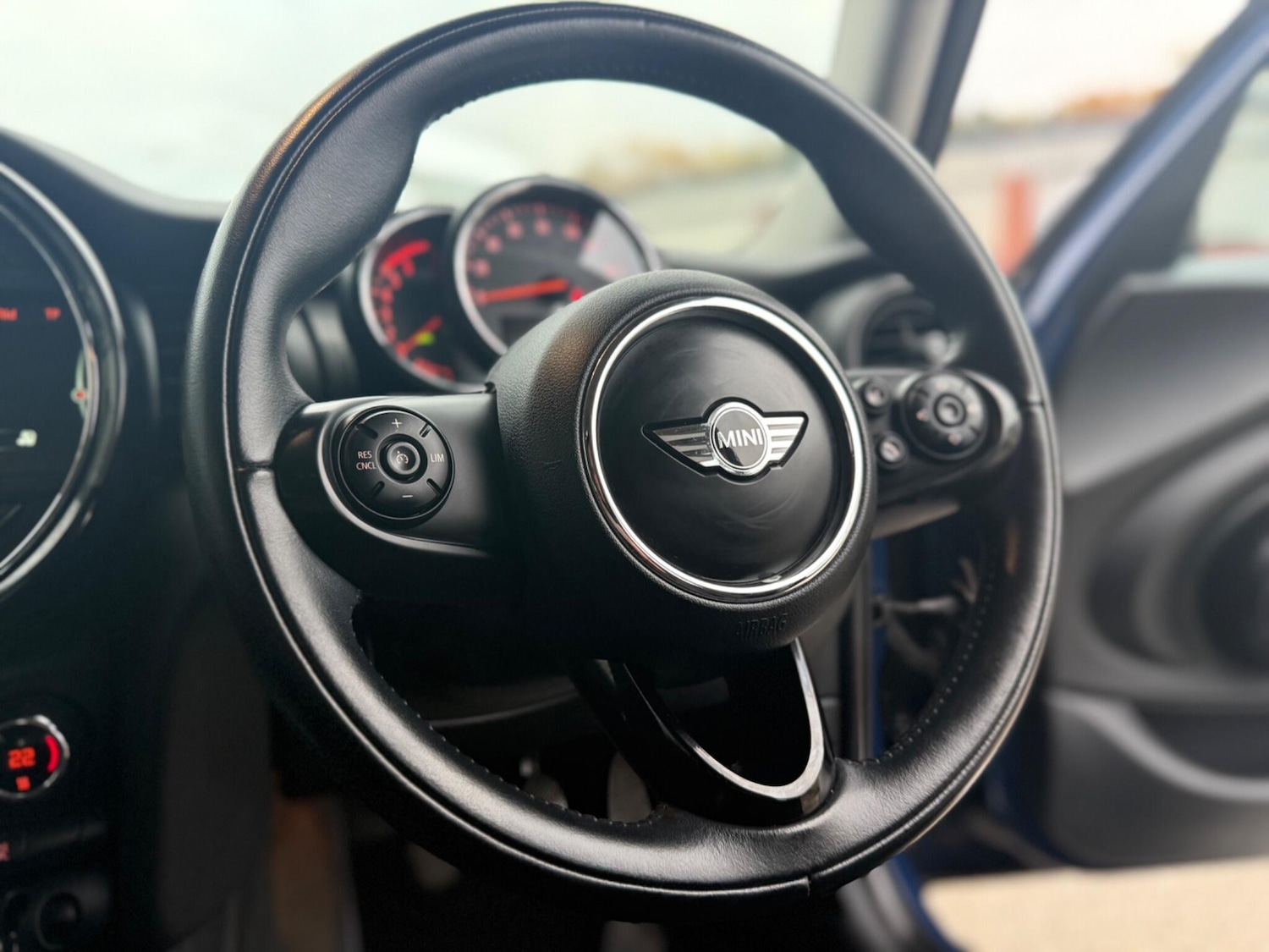 Used MINI Hatch 2015 for sale - 76992686: Photo 23