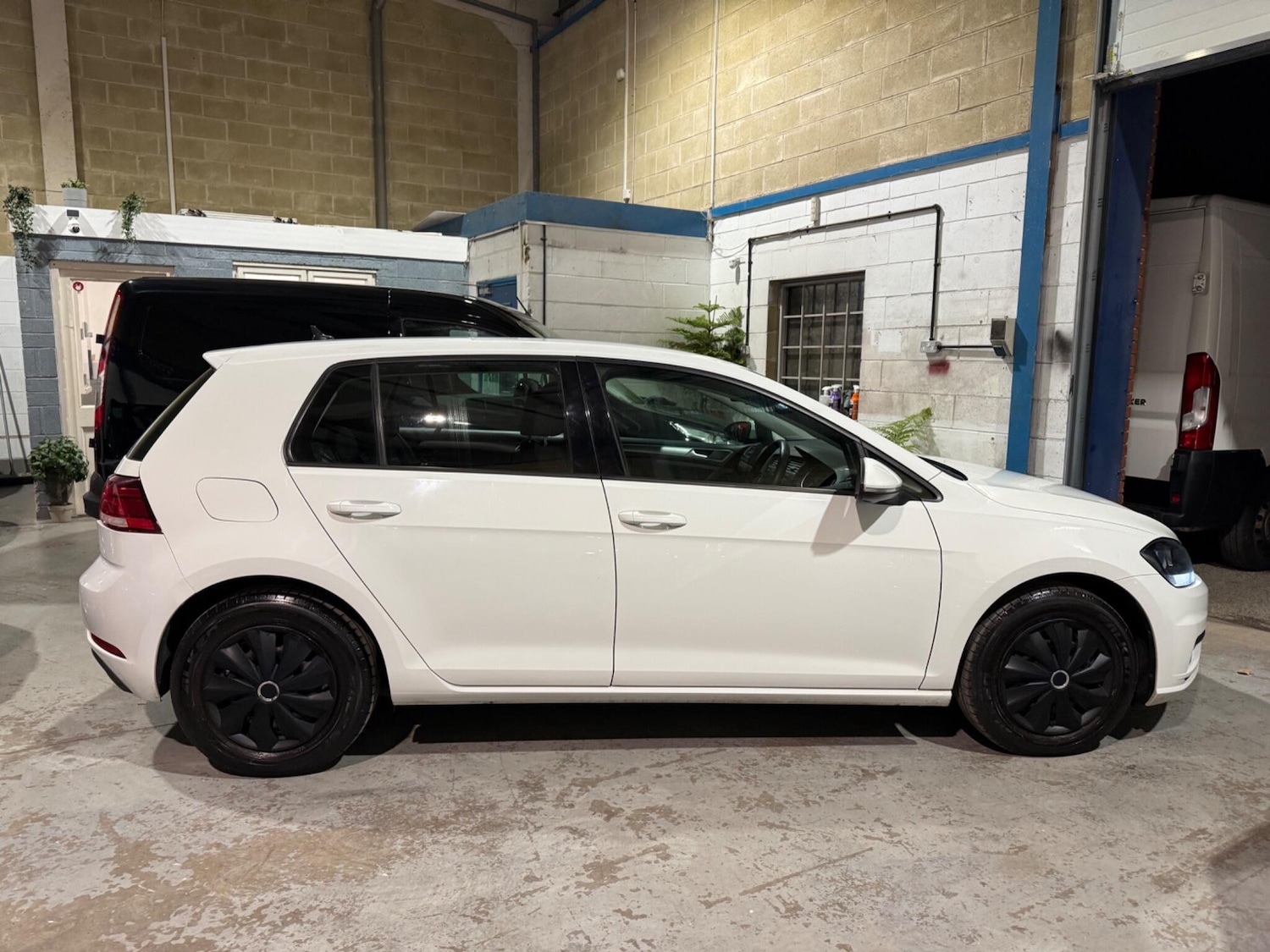 Used Volkswagen Golf for sale - 76702096: Photo 5