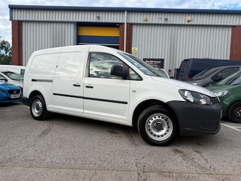 Used Volkswagen Caddy 2015 for sale - 76000983: Photo