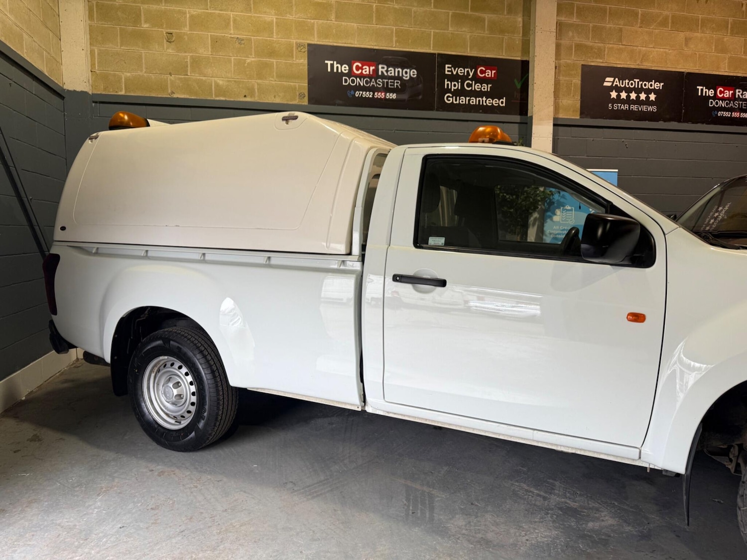 Used Isuzu D-Max 2018 for sale - 77970441: Photo 2