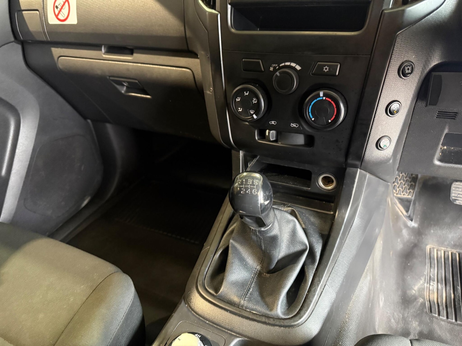 Used Isuzu D-Max 2018 for sale - 77970441: Photo 22