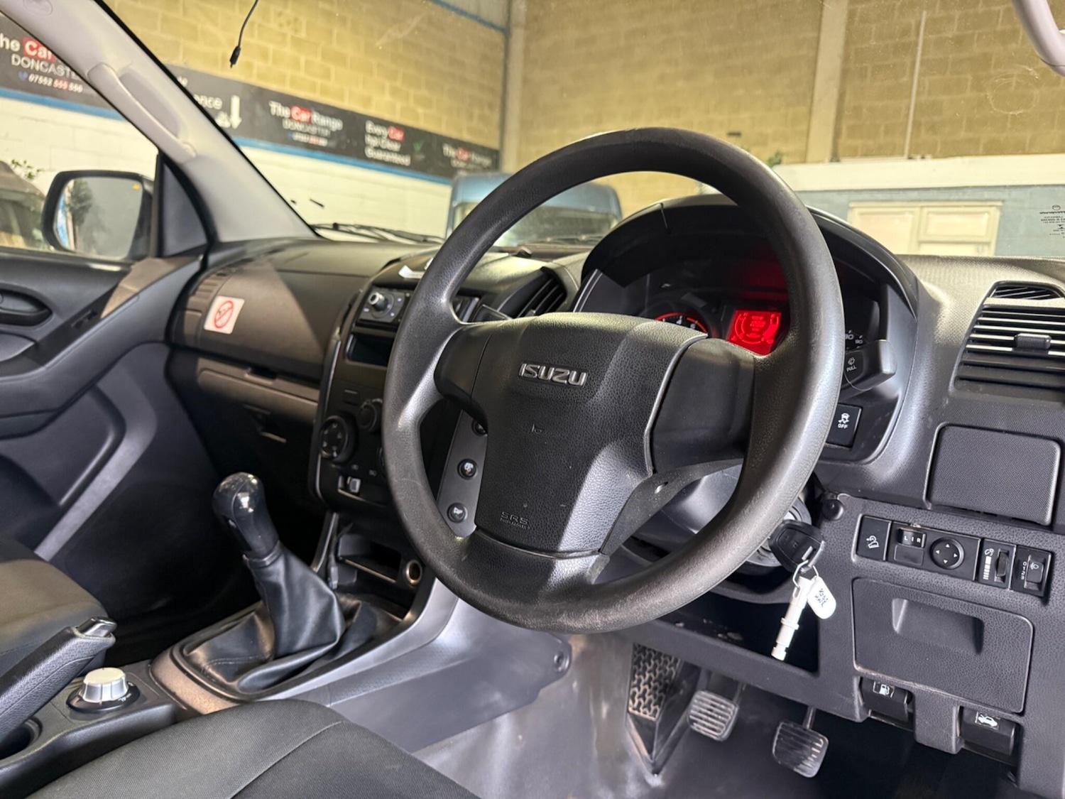 Used Isuzu D-Max 2018 for sale - 77970441: Photo 24