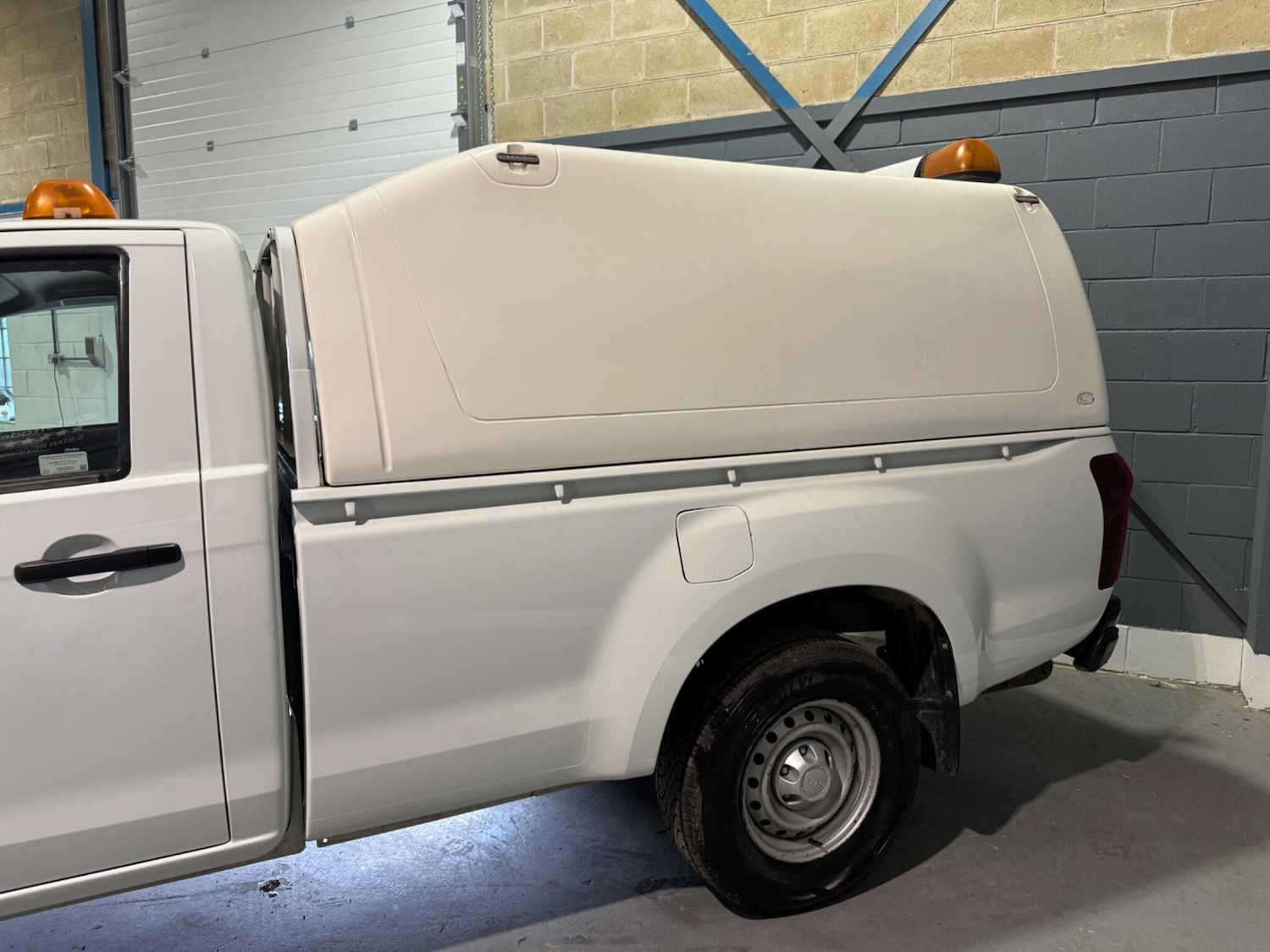 Used Isuzu D-Max 2018 for sale - 77970441: Photo 4