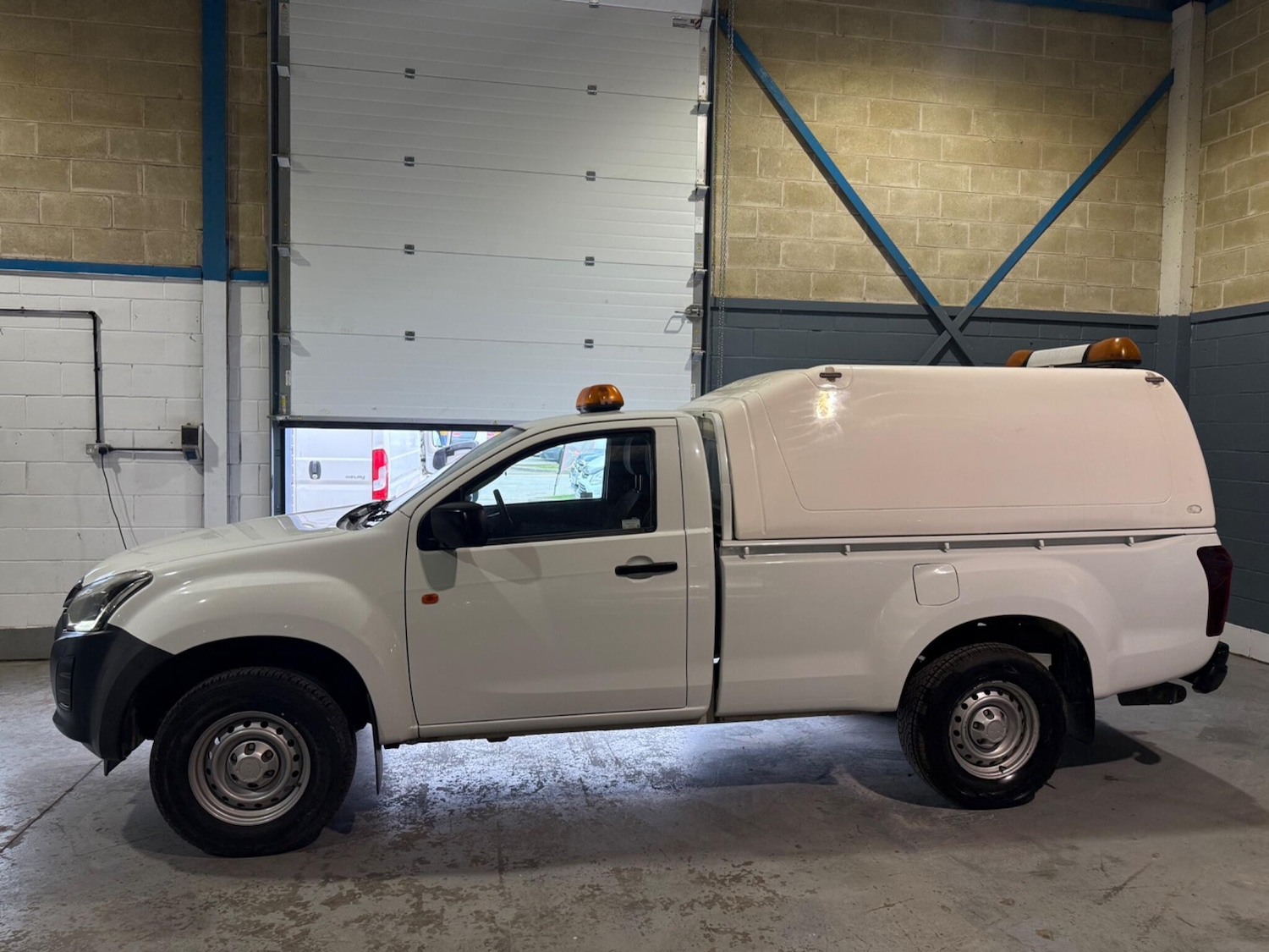 Used Isuzu D-Max 2018 for sale - 77970441: Photo 9