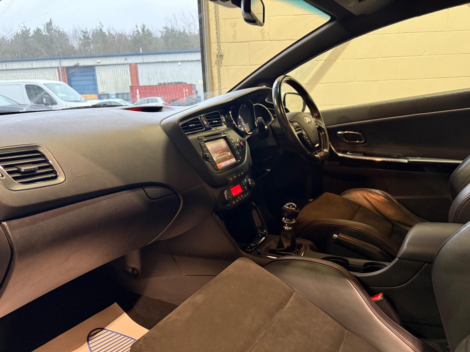 Used Kia Pro Ceed 2015 for sale - 77215986: Photo 15