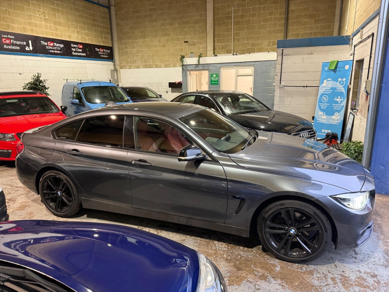 Used BMW 4 Series 2017 for sale - 76537917: Photo 2