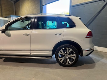 Used Volkswagen Touareg 2015 for sale - 78374907: Photo
