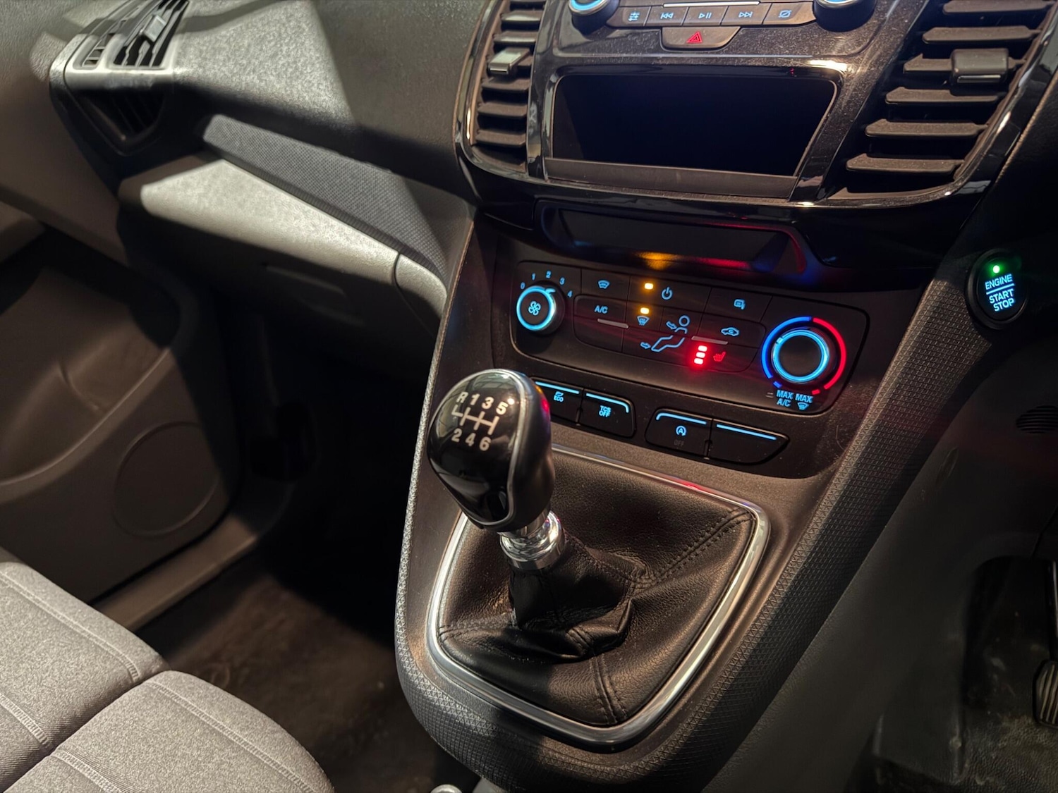 Used Ford Transit Connect 2020 for sale - 77425697: Photo 14