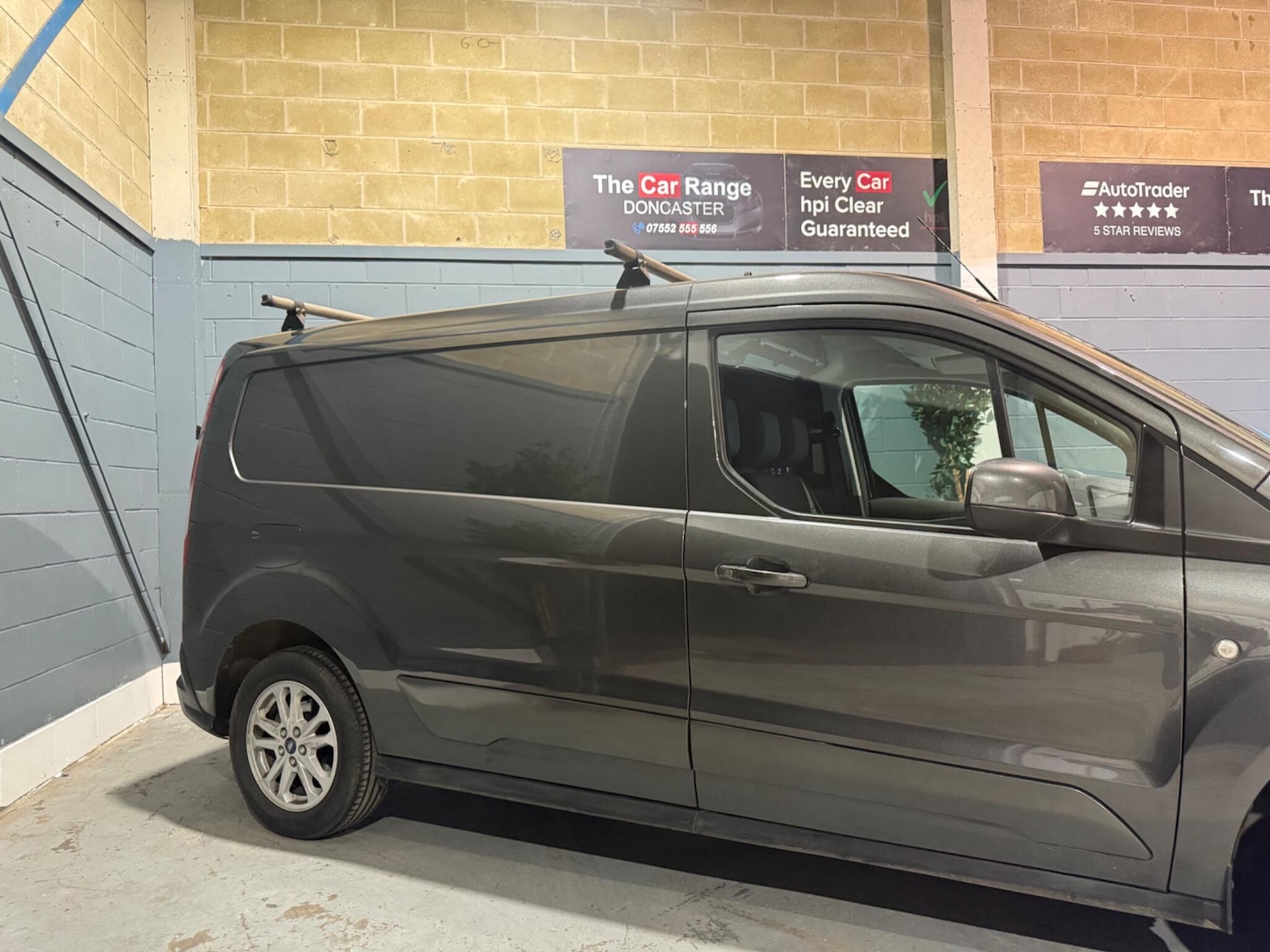 Used Ford Transit Connect 2020 for sale - 77425697: Photo 2
