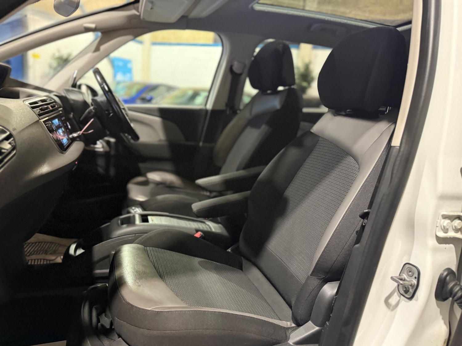 Used Citroen C4 Grand Picasso 2016 for sale - 76849585: Photo 15