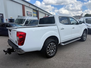 Used Nissan Navara 2017 for sale - 75905530: Photo