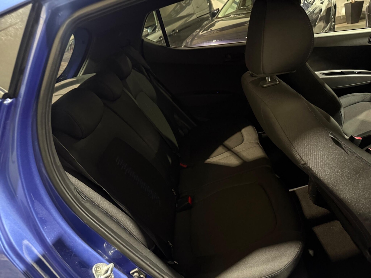 Used Hyundai i10 2018 for sale - 77625934: Photo 17