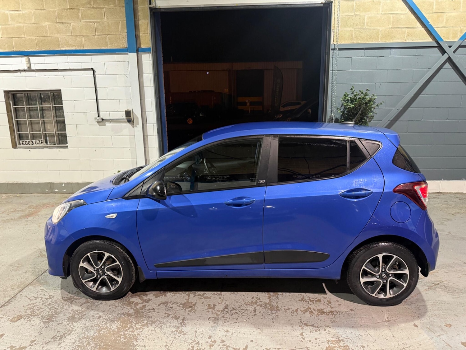 Used Hyundai i10 2018 for sale - 77625934: Photo 6