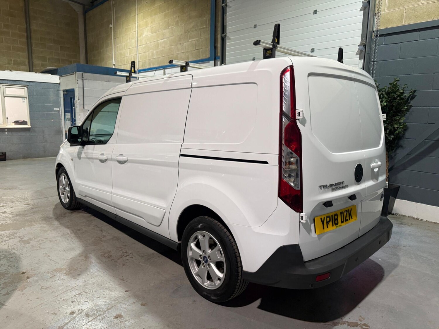 Used Ford Transit Connect 2018 for sale - 78184664: Photo 8