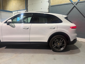 Used Porsche Cayenne 2018 for sale - 78573948: Photo